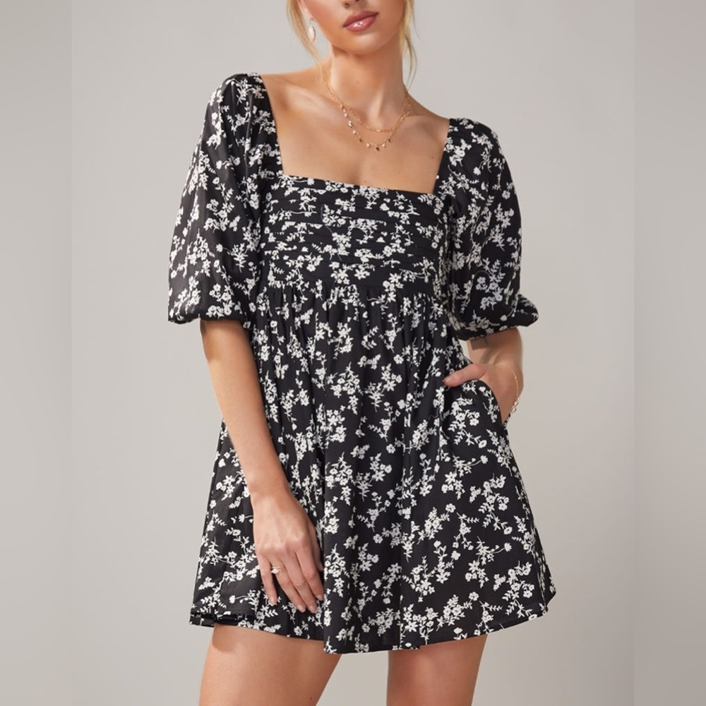 Francesca’s black and white floral mini dress